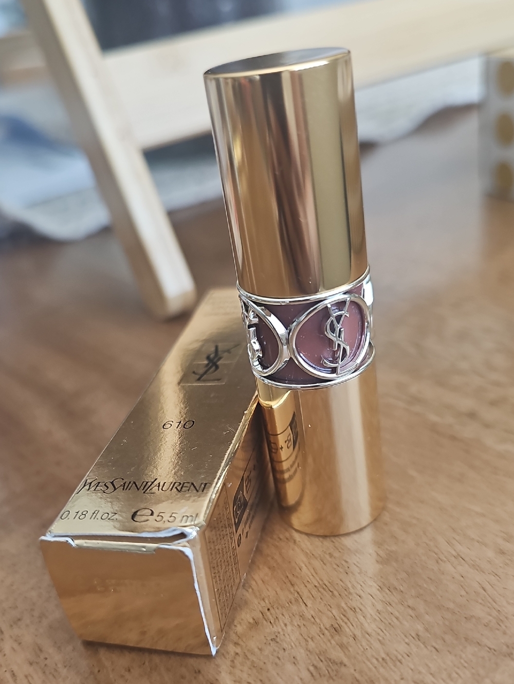 YSL Love Shine Lip Oil Lipstick ( 122, Caramel Swirl) Size 0.11oz. / 3.…